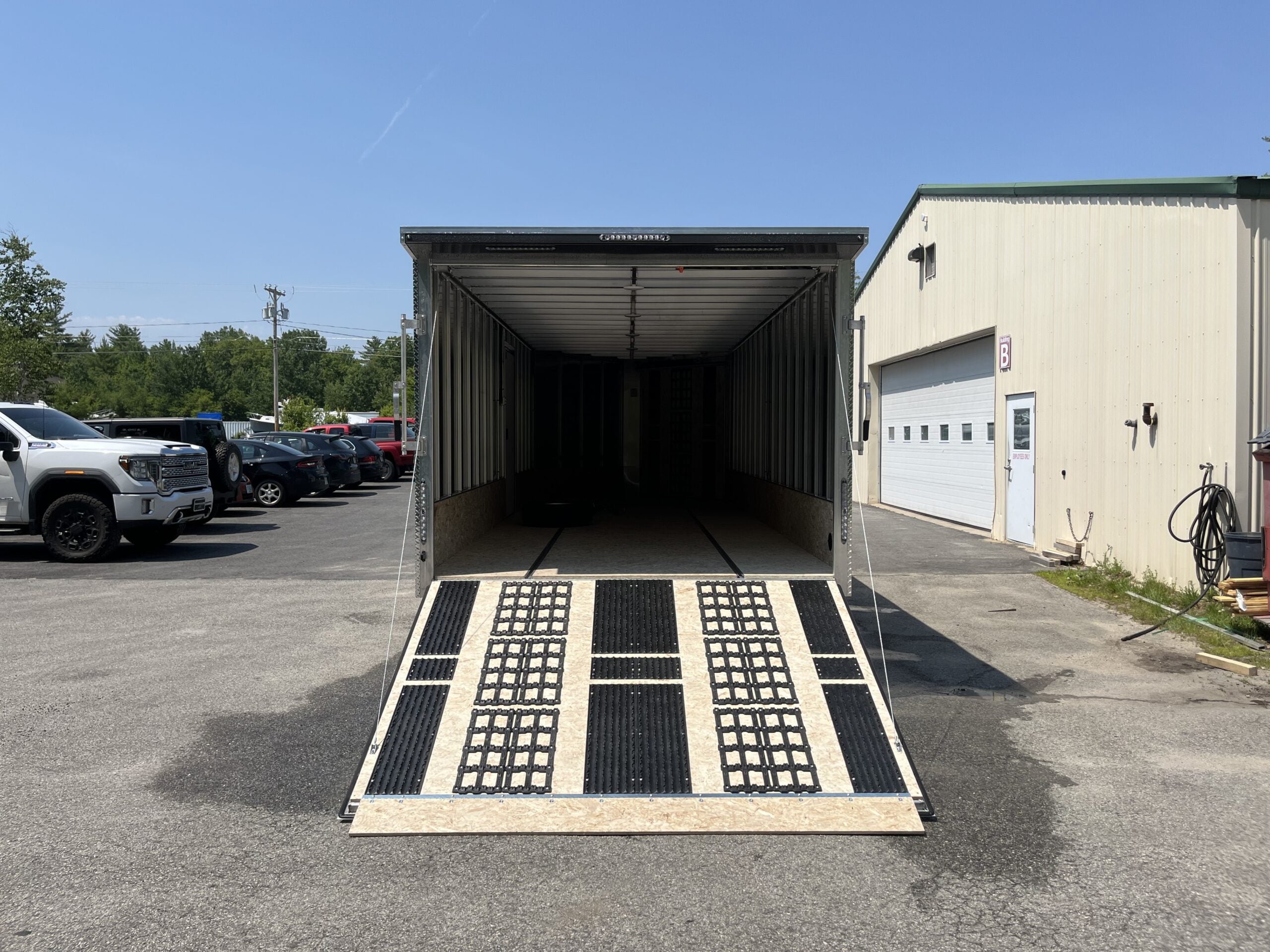 Snowmobile Trailer | 4 Place | S101-22VNT 5 Snowmobile Trailer | 4 Place | S101-22VNT - Image 5